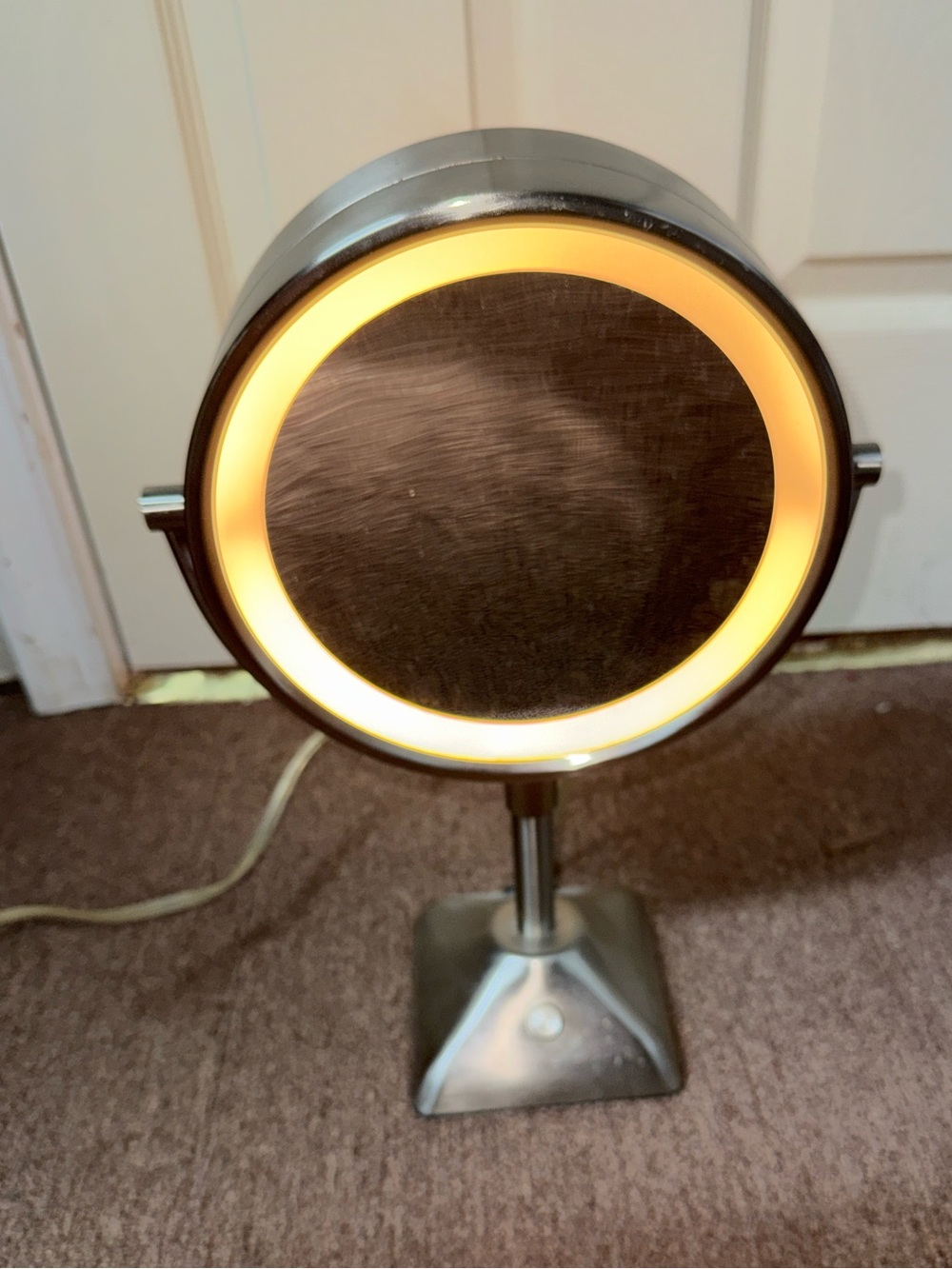 Conair Round Lighted Makeup Mirror in Brushed Nickel